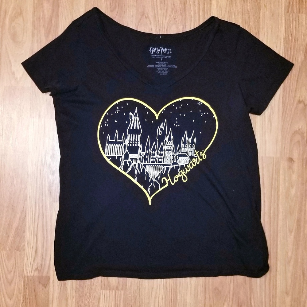 Women's Harry Potter Hogwarts tee